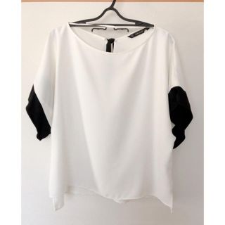 ザラ(ZARA)のZARA  バックリボンカットソー(カットソー(半袖/袖なし))