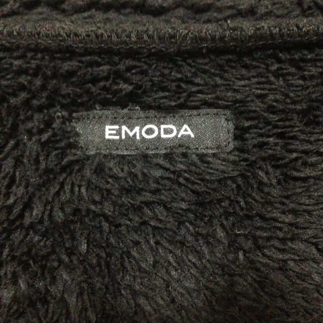 EMODA(エモダ)のEMODAボアコート レディースのジャケット/アウター(ロングコート)の商品写真