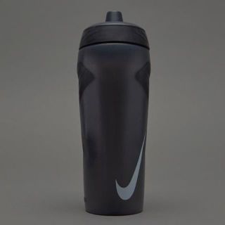 ナイキ(NIKE)の★送料無料★UK直輸入★ナイキ★ハイパーフュエル ウォーターボトル★炭黒x白★(その他)