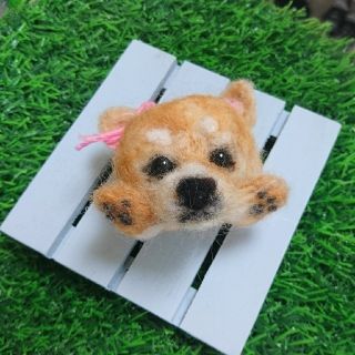 【値下げ‪‪☺︎‬】ハンドメイド おててが可愛い柴犬のマグネット(おもちゃ/ペット小物)