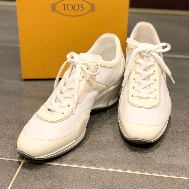 激安価格の 定価10万 公式オンライン購入 Tod's スニーカー 36.5 スニーカー 激安価格の 定価10万 公式オンライン購入 Tod's スニーカー 36.5 スニーカー