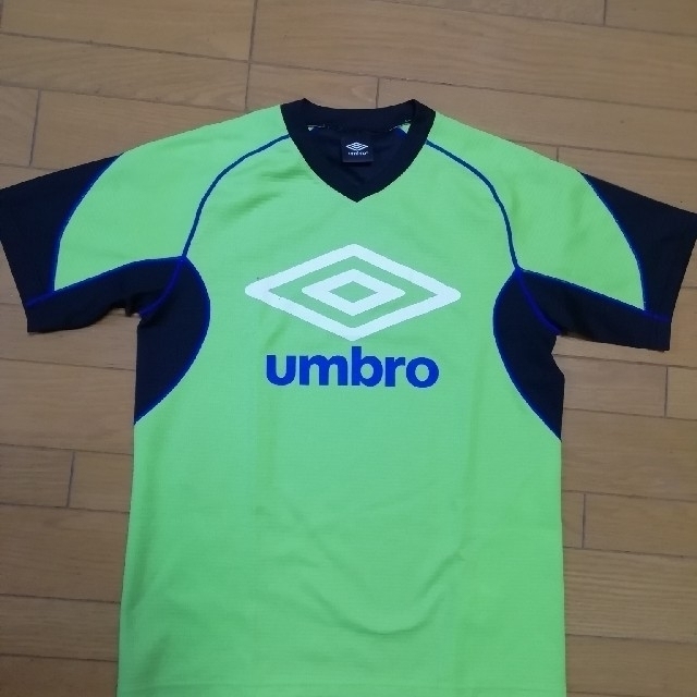 UMBRO(アンブロ)のTシャツ　メンズS　UMBRO メンズのトップス(Tシャツ/カットソー(半袖/袖なし))の商品写真