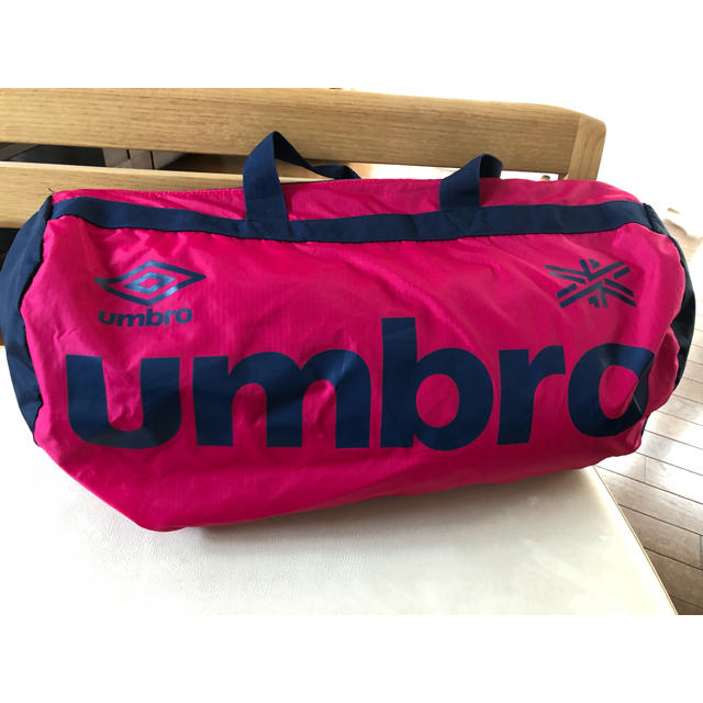 UMBRO(アンブロ)のumbro ナイロンドラムバック メンズのバッグ(ドラムバッグ)の商品写真