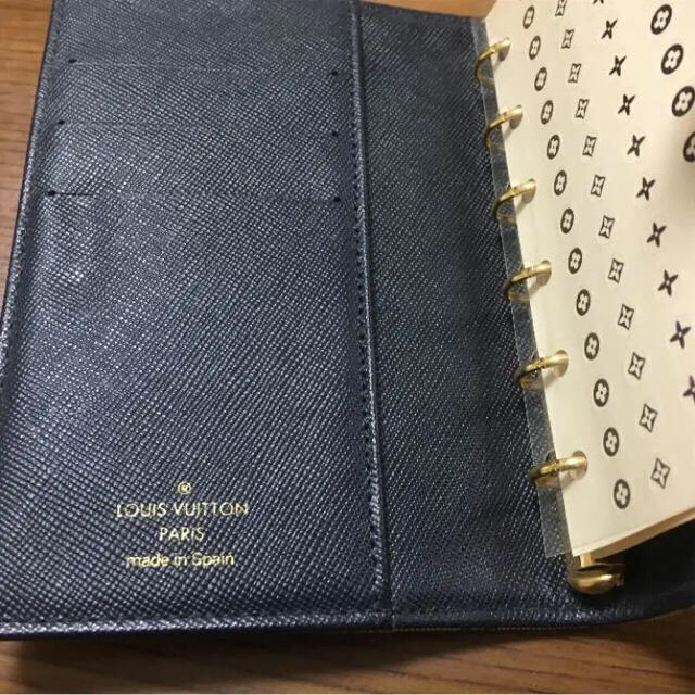 LOUIS VUITTON(ルイヴィトン)のルイヴィトンLVシステム手帳 レディースのファッション小物(その他)の商品写真