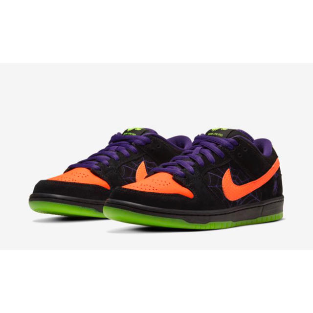 NIKE SB DUNK LOW “NIGHT OF MISCHIEF” 1