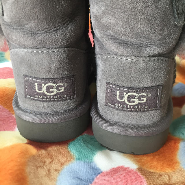 UGG(アグ)の値下げしました。UGG. キッズブーツ  サイズ16cm 正規品 キッズ/ベビー/マタニティのキッズ靴/シューズ(15cm~)(ブーツ)の商品写真