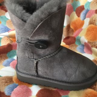 UGG - 値下げしました。UGG. キッズブーツ サイズ16cm 正規品の通販 by