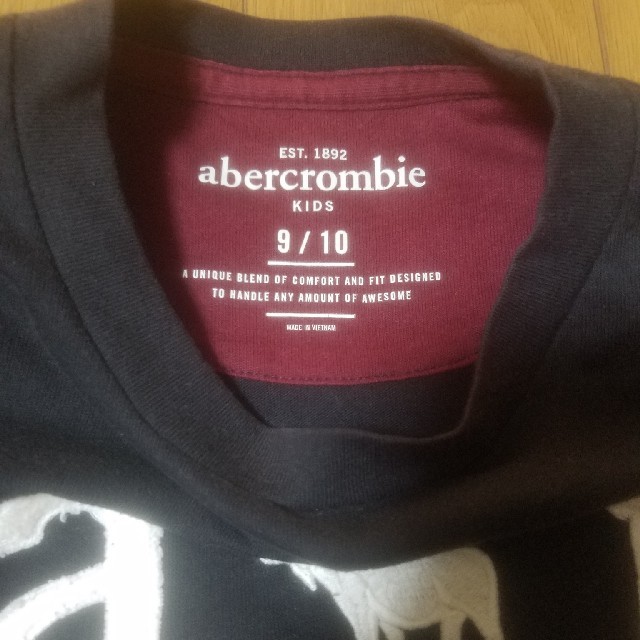 Abercrombie&Fitch(アバクロンビーアンドフィッチ)のAbercrombie&Fitch　キッズ9/10 キッズ/ベビー/マタニティのキッズ服男の子用(90cm~)(Tシャツ/カットソー)の商品写真