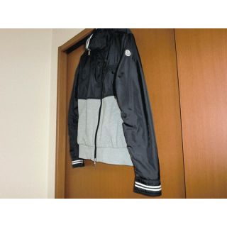 モンクレール(MONCLER)の美品　国内正規品 MONCLER モンクレール ナイロン パーカー M (ナイロンジャケット)