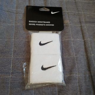 ナイキ(NIKE)のナイキ　リストバンド　白(バスケットボール)