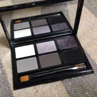 ボビイブラウン(BOBBI BROWN)の専用！ボビィアイシャドウ&RMKライナー(アイシャドウ)