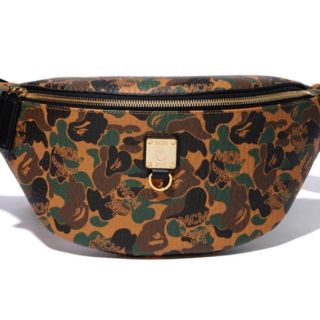 MCM × BAPE® MCM CAMO BELTBAG COLOR:BROWN