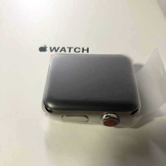 Apple(アップル)のApple Watch series3 ステンレス　セルラー未使用 スマホ/家電/カメラのスマホ/家電/カメラ その他(その他)の商品写真