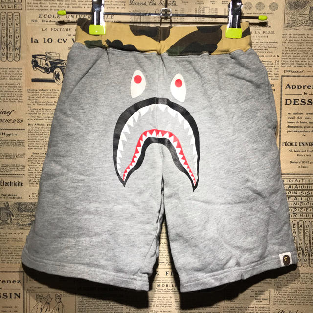 A BATHING APE(アベイシングエイプ)のA BATHING APE BAPE ハーフパンツ SHARK size 120 キッズ/ベビー/マタニティのキッズ服男の子用(90cm~)(パンツ/スパッツ)の商品写真