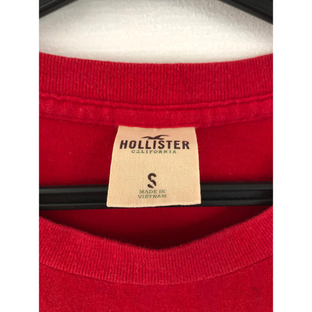 Hollister(ホリスター)のHollister Tシャツ レッド Sサイズ メンズのトップス(Tシャツ/カットソー(半袖/袖なし))の商品写真