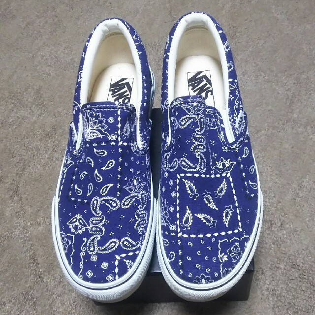 VANS - バンズ・スリッポン☆ペイズリー柄の通販 by 肉丸shop