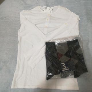 エイチアンドエム(H&M)の長袖シャツと靴下のセット(Tシャツ/カットソー(七分/長袖))