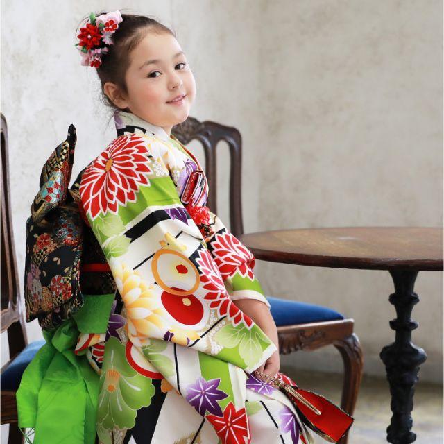 七五三 着物 7歳・七五三・四つ身着物16点セット クリーム地に黄緑の
