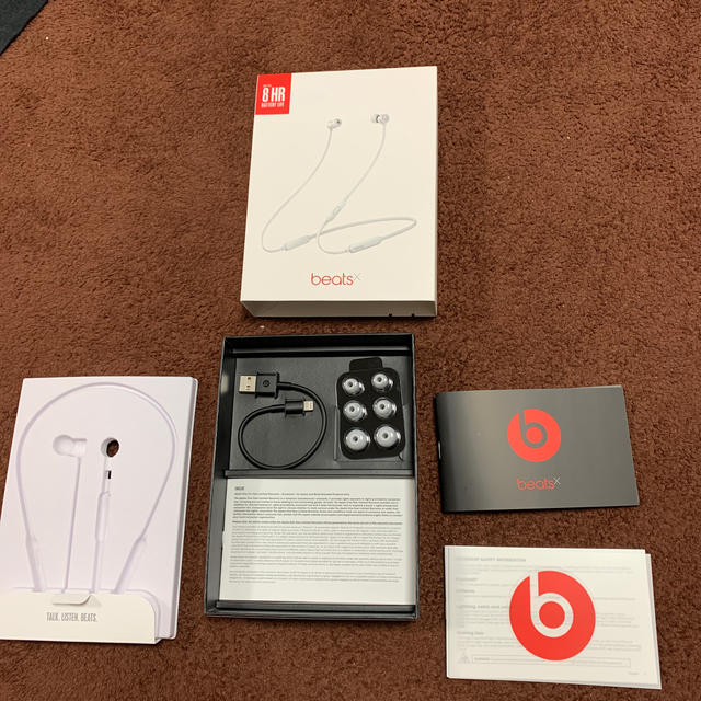 Beats by Dr Dre(ビーツバイドクタードレ)のBeats X スマホ/家電/カメラのオーディオ機器(ヘッドフォン/イヤフォン)の商品写真