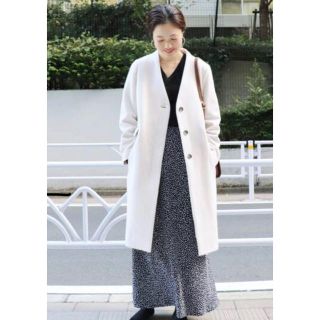 スローブイエナ Vネック ロングコート(レディース)(ホワイト/白色系