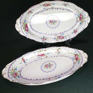 ロイヤルアルバート(ROYAL ALBERT)のロイヤルアルバート  プレート  中古  ２枚 です。(食器)