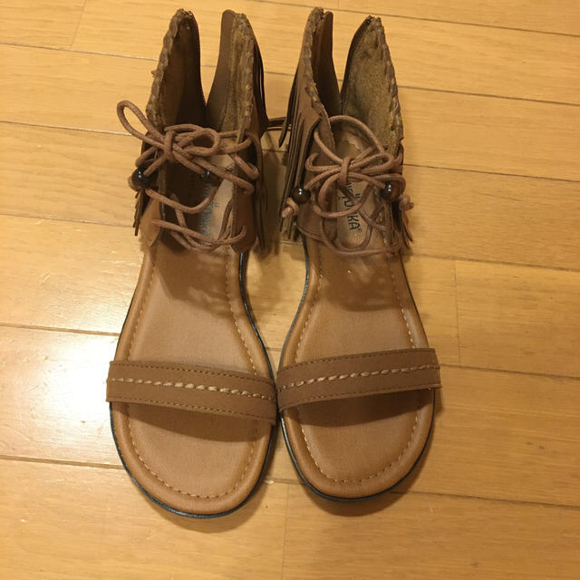 Minnetonka(ミネトンカ)のH＆C様専用　MINNETONKA ミネトンカ　サンダル レディースの靴/シューズ(サンダル)の商品写真