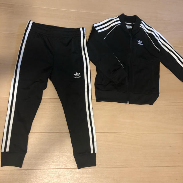 adidas(アディダス)のアディダス  SST SUIT トラックパンツ　セットアップ　ラインジャージ キッズ/ベビー/マタニティのキッズ服男の子用(90cm~)(パンツ/スパッツ)の商品写真