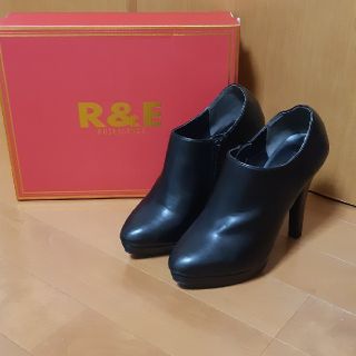 アールアンドイー(R&E)のR&Ｅ　ブーティ　22.5cm(ブーティ)