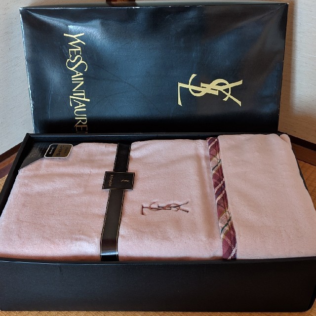 Saint Laurent - イブサンローラン 毛布(未使用) ニューマイヤーの通販 Saint Laurent - イブサンローラン 毛布(未使用) ニューマイヤーの通販
