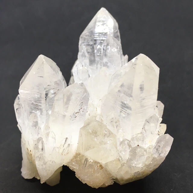 アバンダンス 水晶クラスター ペルー産 レムリアン クォーツ 鉱物標本
