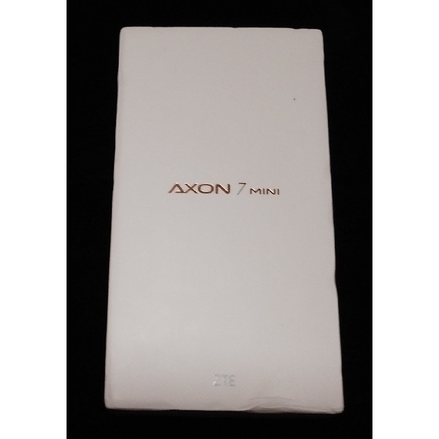 すねかあ様専用★Axon7mini★SIMフリー★中古美品 スマホ/家電/カメラのスマートフォン/携帯電話(スマートフォン本体)の商品写真