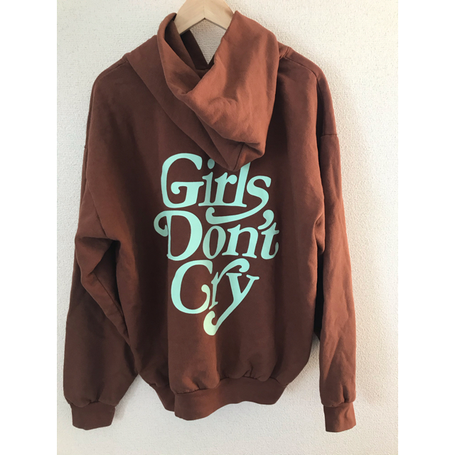 GDC(ジーディーシー)のgirls don't cry hoodie パーカー 茶色 ブラウン ガルドン メンズのトップス(パーカー)の商品写真