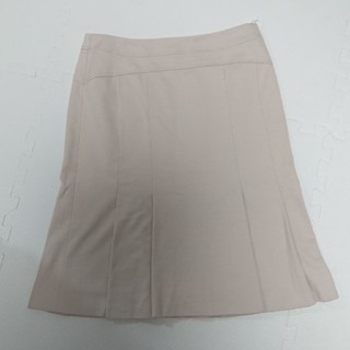 アンタイトル(UNTITLED)の日本製 UNTITLED スカート(ひざ丈スカート)