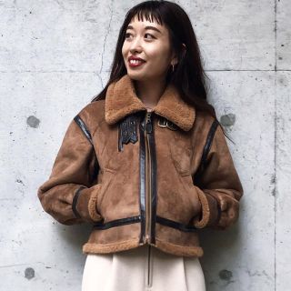 アメリヴィンテージ(Ameri VINTAGE)のCARAMEL FLIGHT JACKET(ムートンコート)