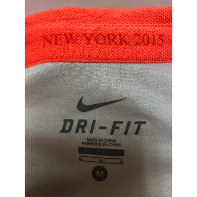 NIKE(ナイキ)の全米2015 ナイキ RF メンズゲームシャツ Mサイズ スポーツ/アウトドアのテニス(ウェア)の商品写真