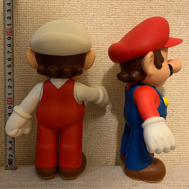 任天堂(ニンテンドウ)のマリオフィギュア、ファイヤマリオフィギュア エンタメ/ホビーのおもちゃ/ぬいぐるみ(キャラクターグッズ)の商品写真