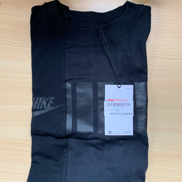 sacai(サカイ)のsacai nike tee tシャツ ナイキ サカイ Lサイズ メンズのトップス(Tシャツ/カットソー(半袖/袖なし))の商品写真
