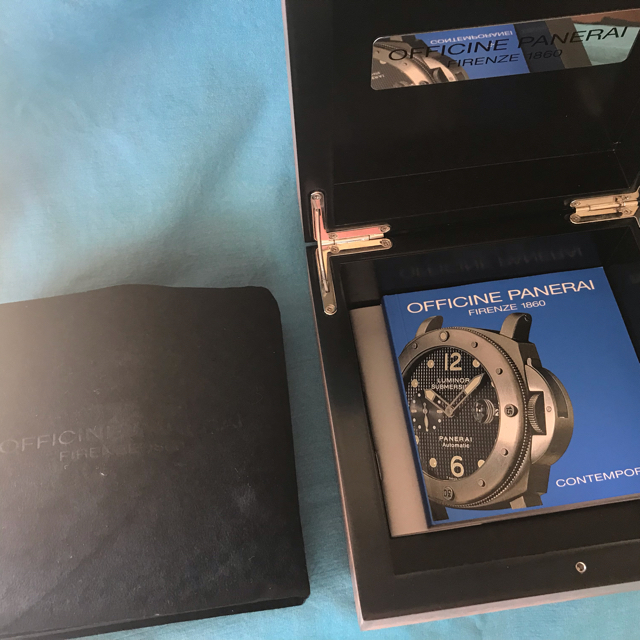 OFFICINE PANERAI(オフィチーネパネライ)のパネライ 空き箱（本体なし）皮ベルト・工具 メンズの時計(レザーベルト)の商品写真