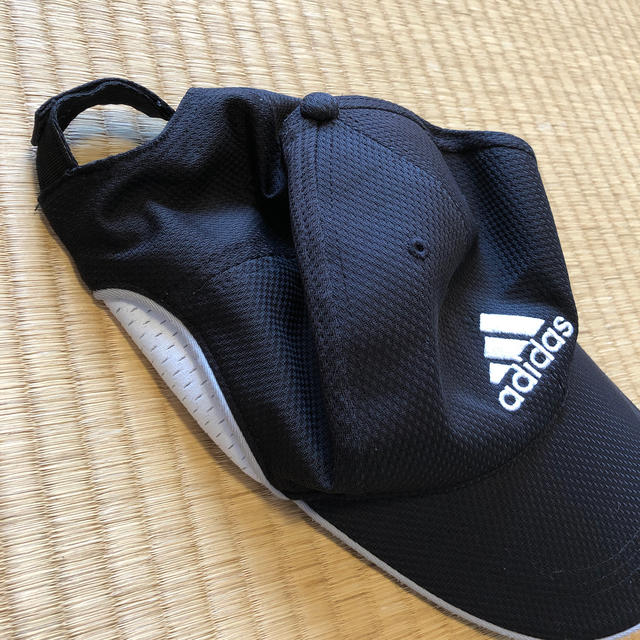 adidas(アディダス)のadidasのキャップ(黒) メンズの帽子(キャップ)の商品写真