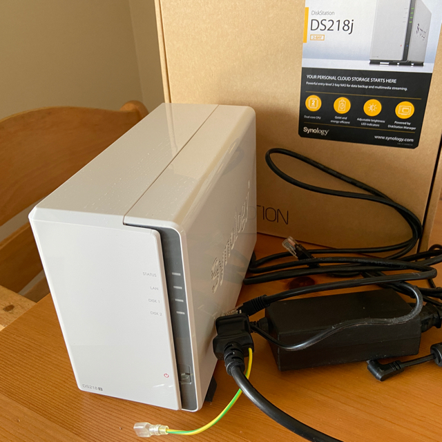 Synology DiskStation DS218j  4TB HDD2個付き