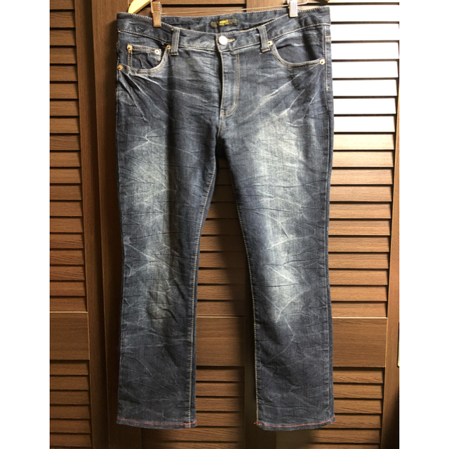 OFUON(オフオン)のオフオンとデニムの2点セットです。クロプト   レディースのパンツ(クロップドパンツ)の商品写真