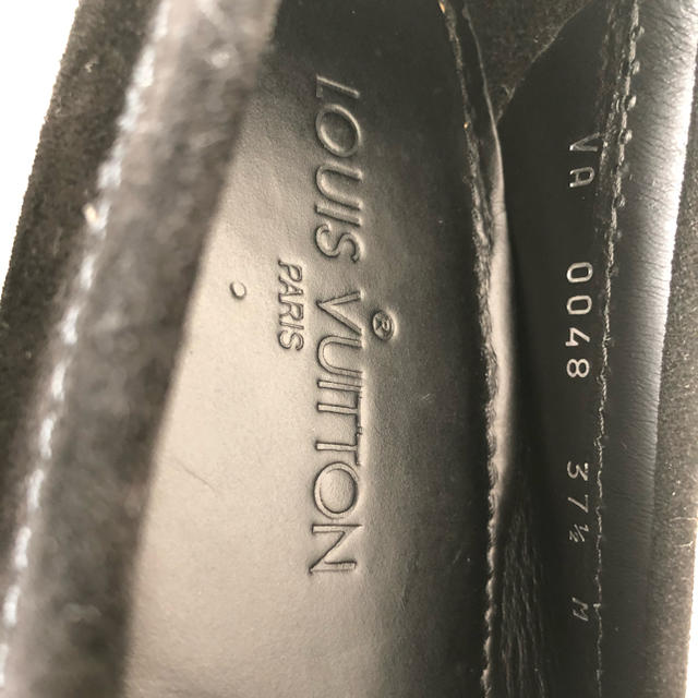 LOUIS VUITTON(ルイヴィトン)の専用！ルイヴィトン　ローファー　37 1/2 美品 レディースの靴/シューズ(ローファー/革靴)の商品写真