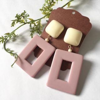 トゥデイフル(TODAYFUL)のミルキー × ピンク 大ぶり ピアス KBF TODAYFUL 等お好きな方に(ピアス)