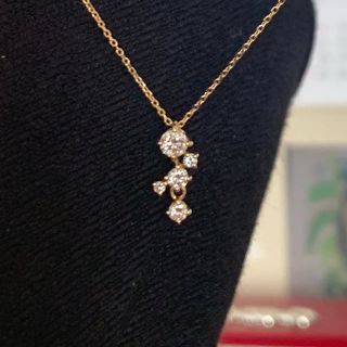 ジュエリーツツミ(JEWELRY TSUTSUMI)のk18 0.23ct 揺れる星屑ネックレス(ネックレス)