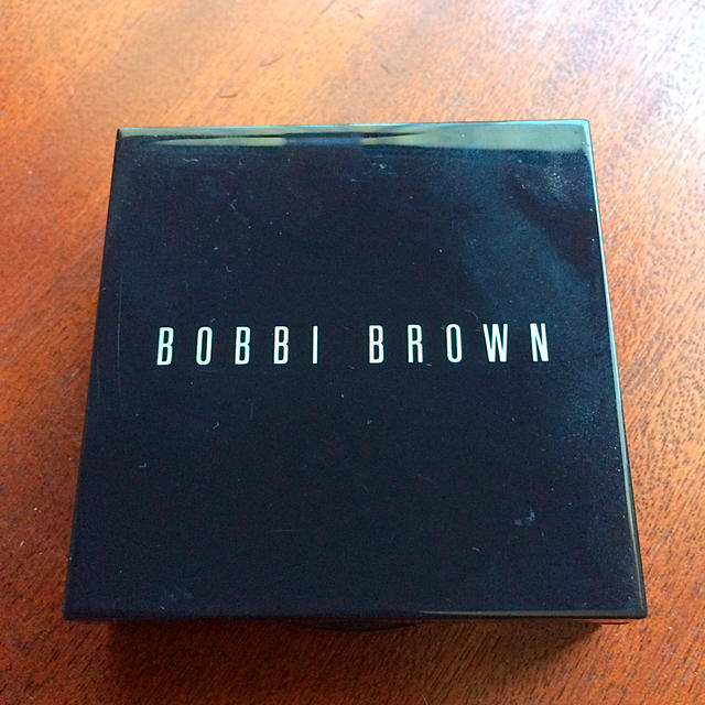 BOBBI BROWN(ボビイブラウン)のBOBBI BROWN シマーブリック コスメ/美容のベースメイク/化粧品(フェイスカラー)の商品写真