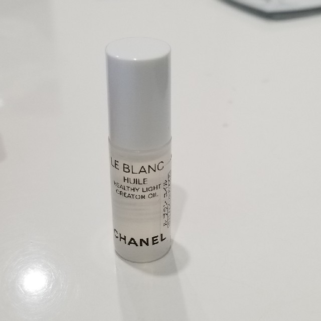 CHANEL(シャネル)のシャネル フェイシャルオイル コスメ/美容のスキンケア/基礎化粧品(フェイスオイル/バーム)の商品写真