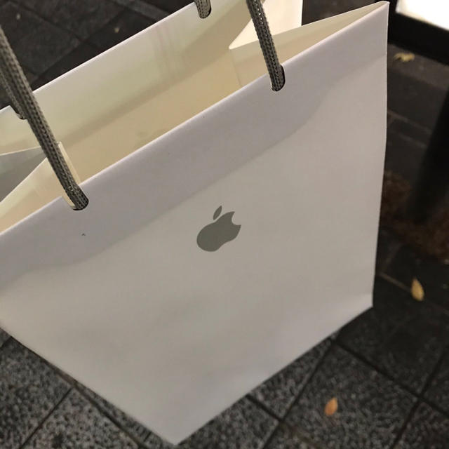 しました Apple 新品 名古屋栄購入の通販 by わんだー's shop｜アップルならラクマ - AirPods pro ☝カテゴリ