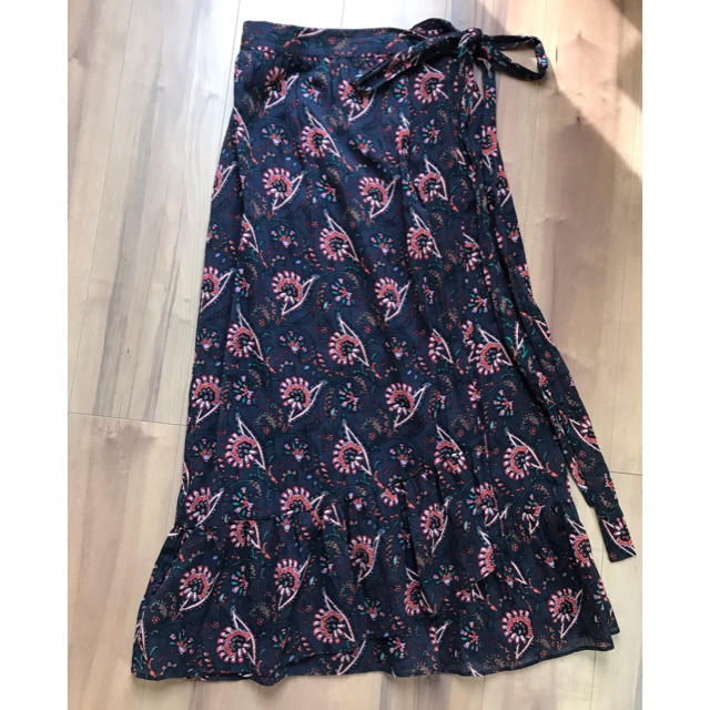 TOMORROWLAND(トゥモローランド)の美品♡ペイズリー巻きスカート　SOULEIADO レディースのスカート(ロングスカート)の商品写真