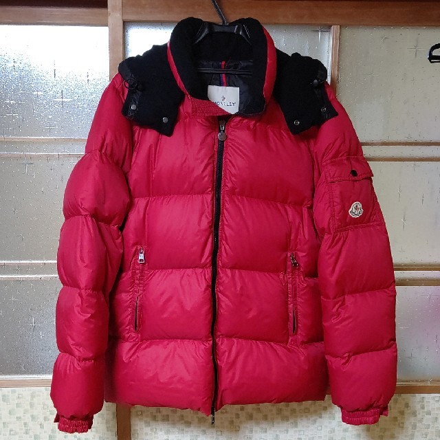 MONCLER ダウンジャケット