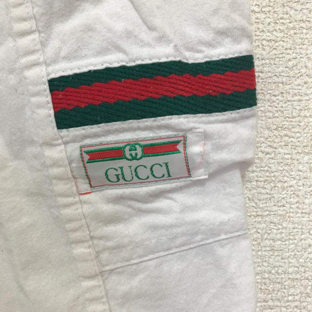 Gucci(グッチ)のGucciロゴ ハーフパンツ メンズのパンツ(ショートパンツ)の商品写真